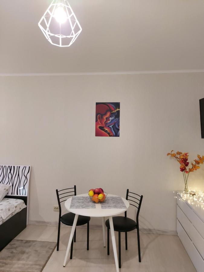 Апартаменти Комфорт Таун Kyjev Exteriér fotografie